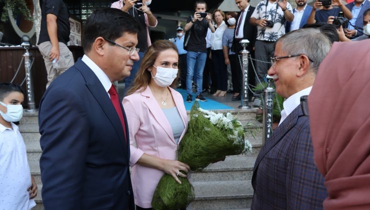 Nazilli Belediye Başkanı Özcan, Davutoğlu’nu ağırladı