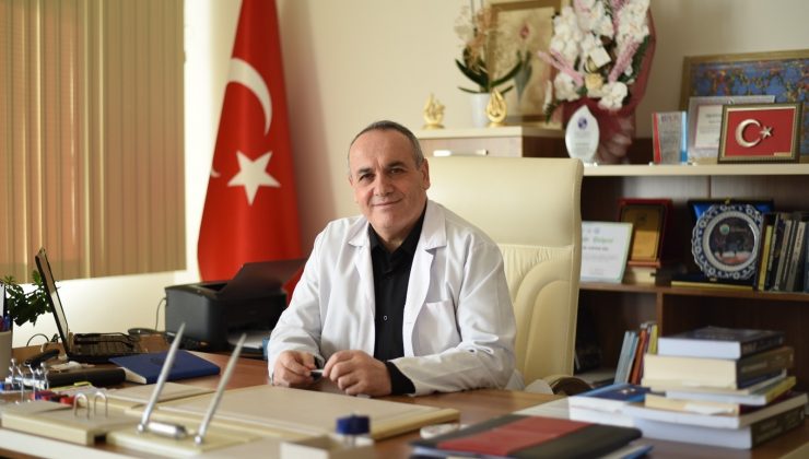 Prof. Dr. Koç “Okullar başladı çocukları dinleyelim”