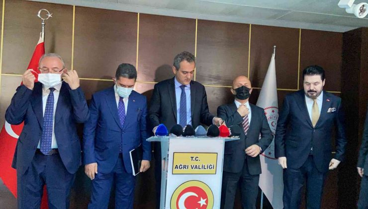 Milli Eğitim Bakanı Özer, Ağrı’ya eğitim alanında yatırım müjdeleri verdi