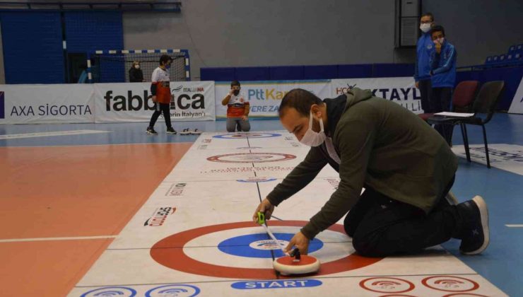 Curling Gençler ve Yıldızlar Turnuvası, start aldı